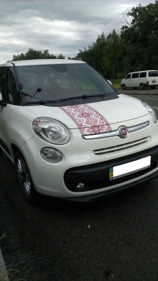 FIAT-500L.jpg