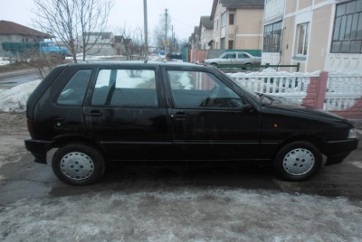 fiat-uno-9517511e897edb13f492de50a8993809-1.jpg