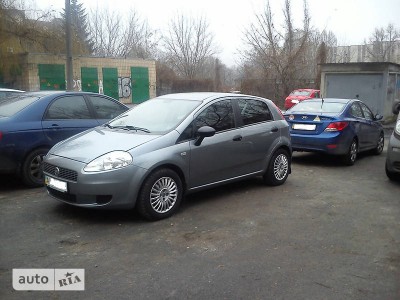 fiat_grande-punto__101205014fx.jpg