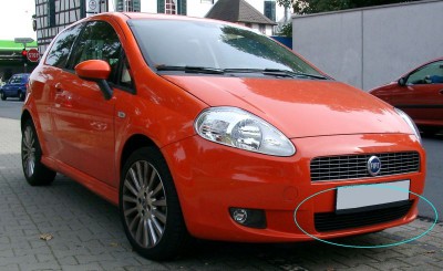 Fiat_Punto_front_20070920.jpg